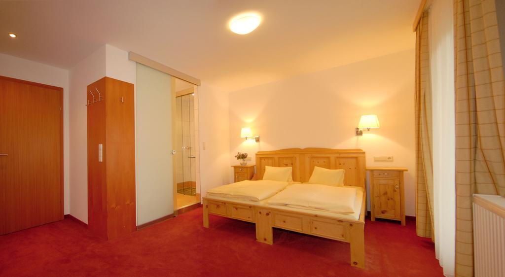 Landhotel Kielhuberhof Ramsau am Dachstein Habitación foto